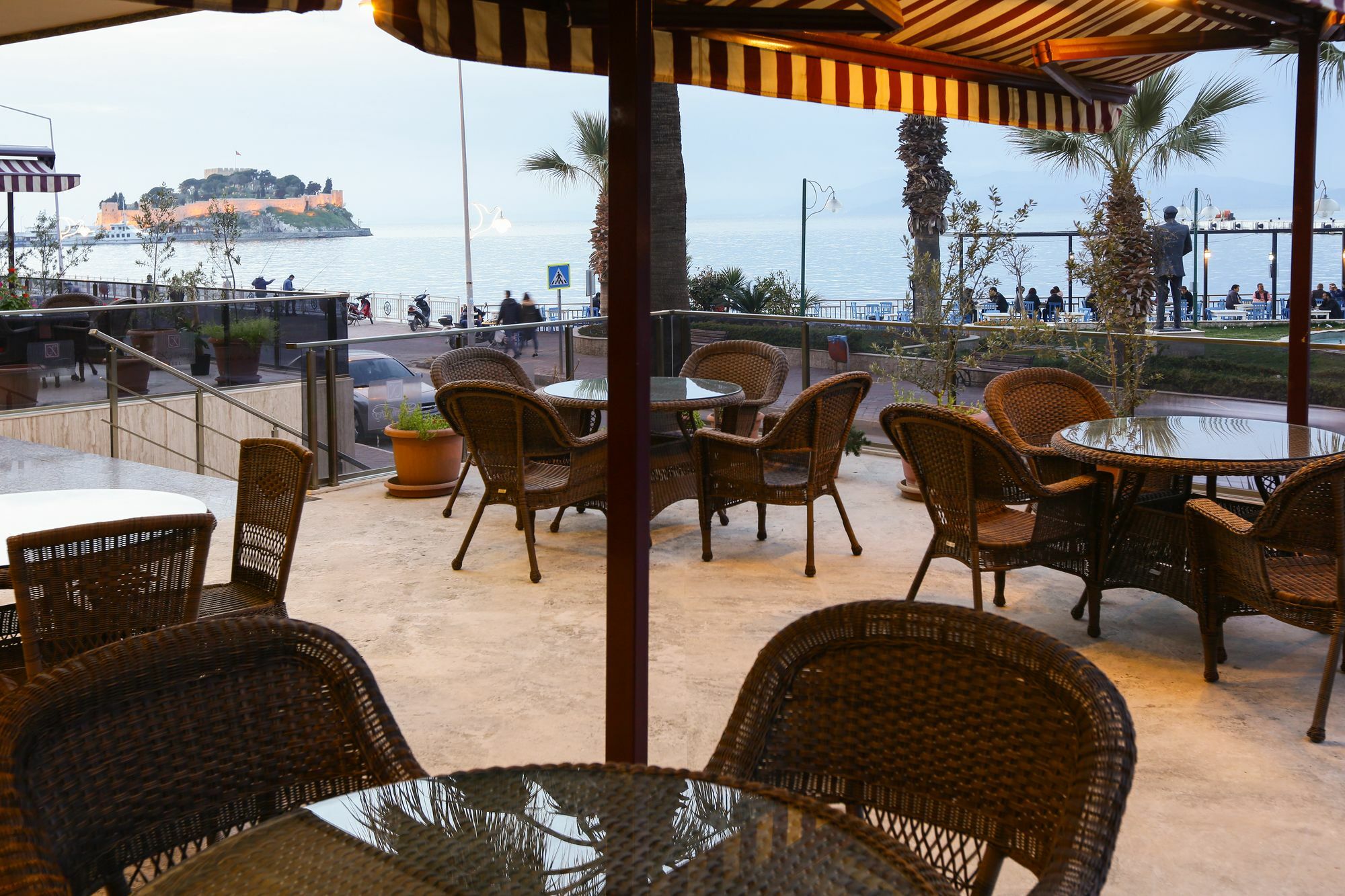 Kayhanbey Hotel Kusadasi Luaran gambar