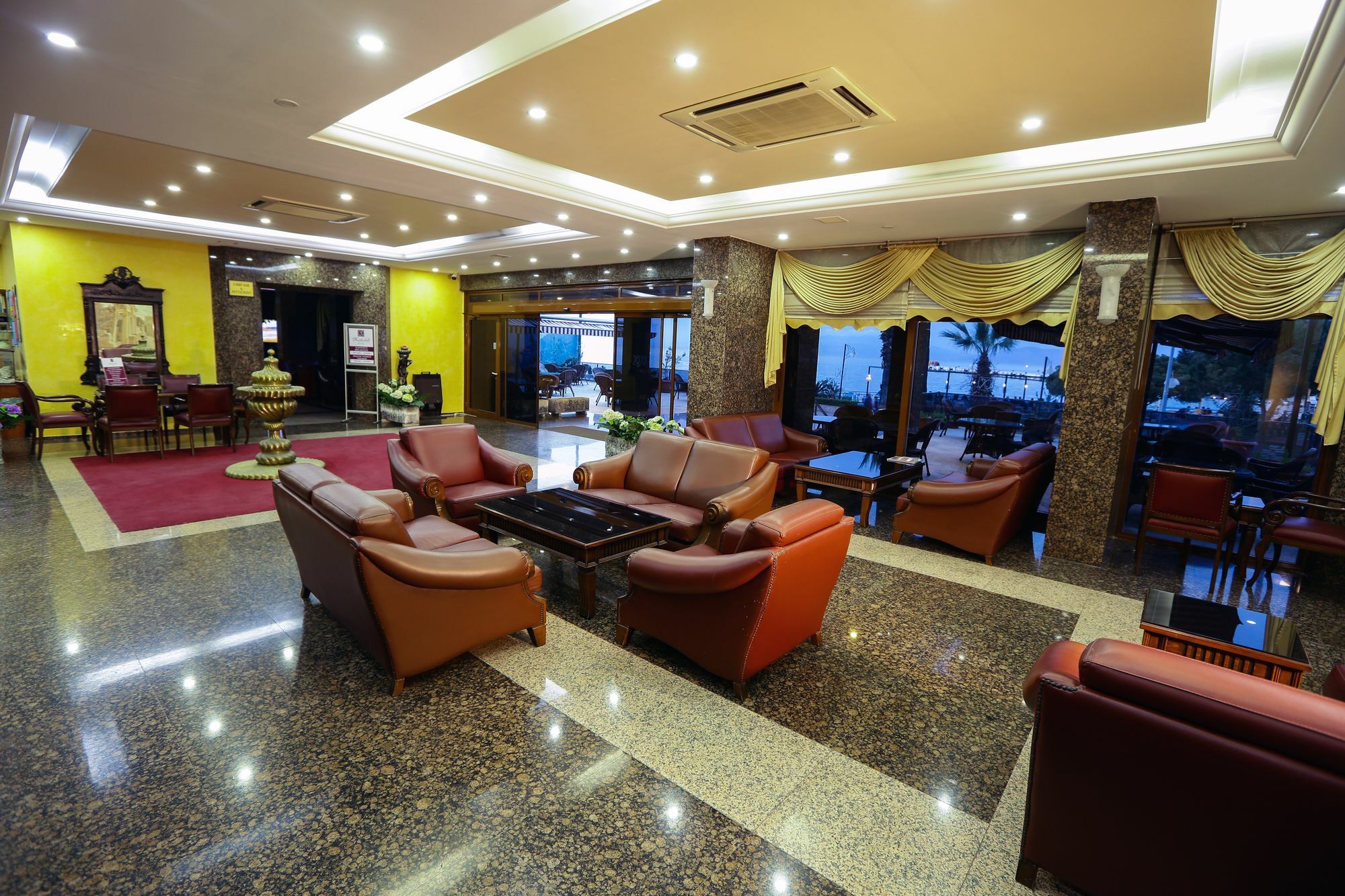 Kayhanbey Hotel Kusadasi Luaran gambar
